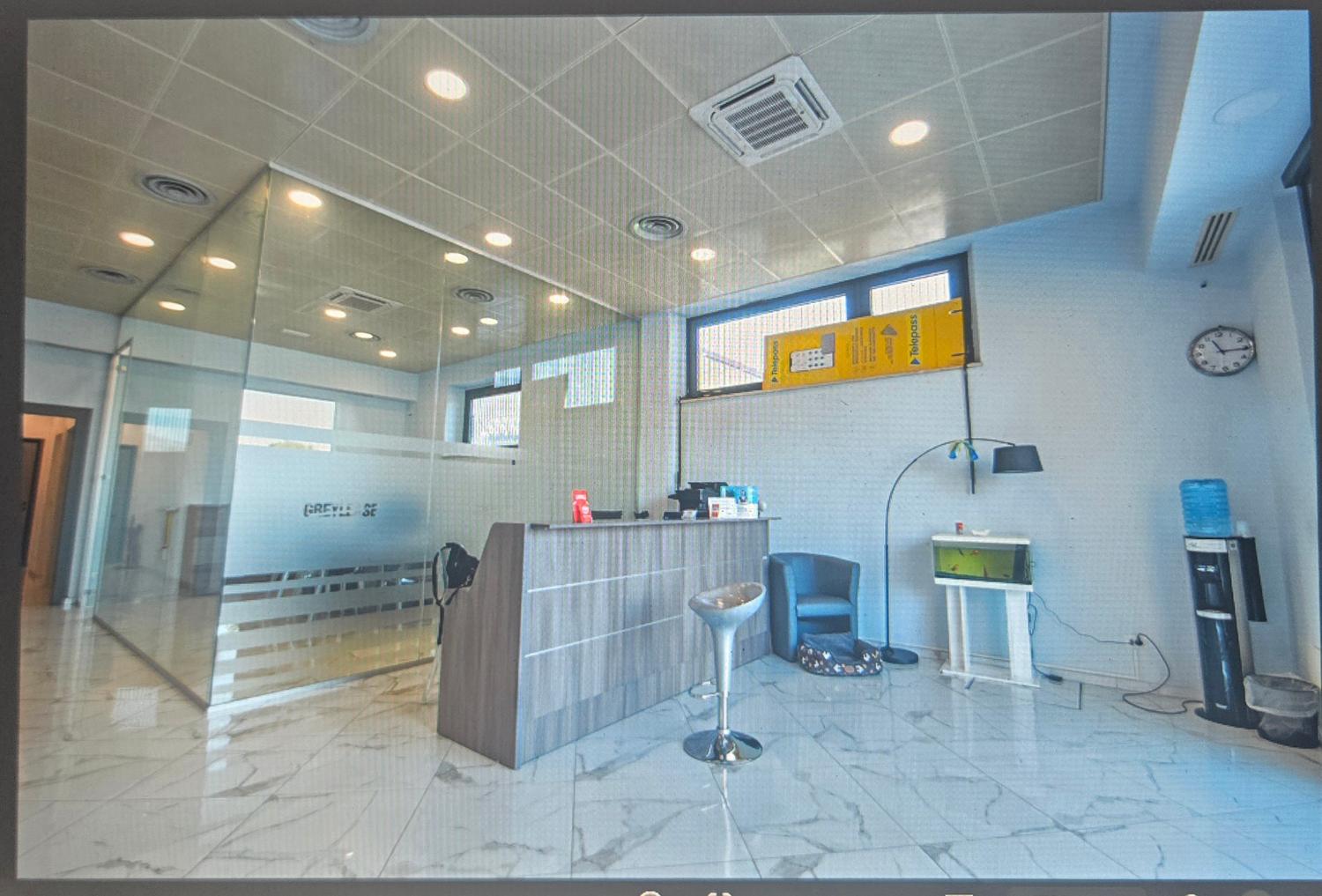 Azienda in vendita: “Concessionaria auto usate Frosinone € 200.000, € 200.000 ut annu a Italia - Automotive - Immagine foto 2