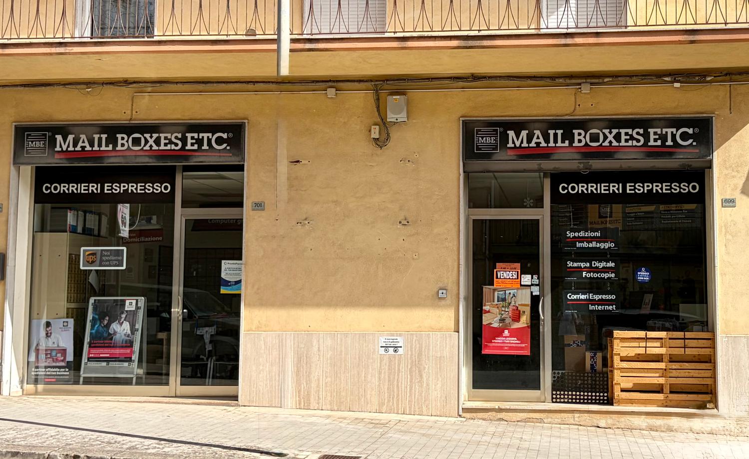 Azienda in vendita: Attività di ritiro, smistamento, trasporto e consegna pacchi a Italia - Altro - Immagine foto 2