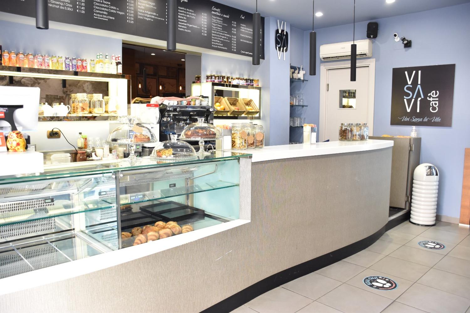 Azienda in vendita: ATTIVITA' FOOD&BEVERAGE CHIAVI IN MANO a Italia - Bar - Immagine principale