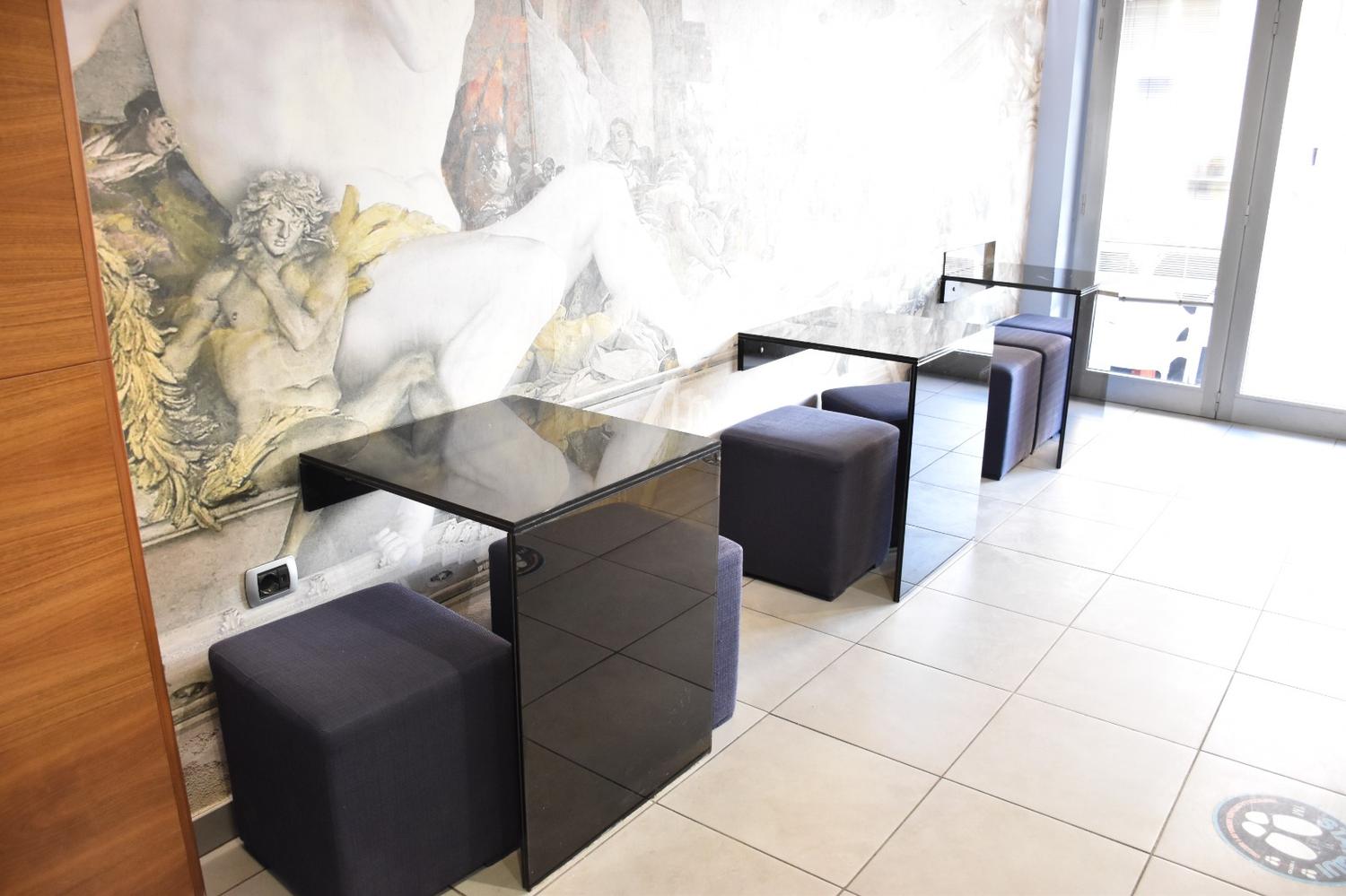 Azienda in vendita: ATTIVITA' FOOD&BEVERAGE CHIAVI IN MANO a Italia - Bar - Immagine foto 4