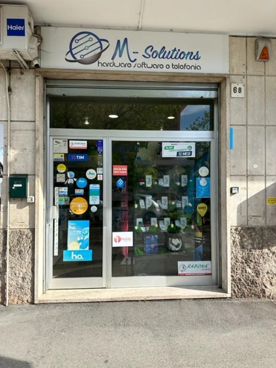 Azienda in vendita: Vendesi attività di telefonia e informatica a Italia - Servizi informatici e tecnologia - Immagine foto 4