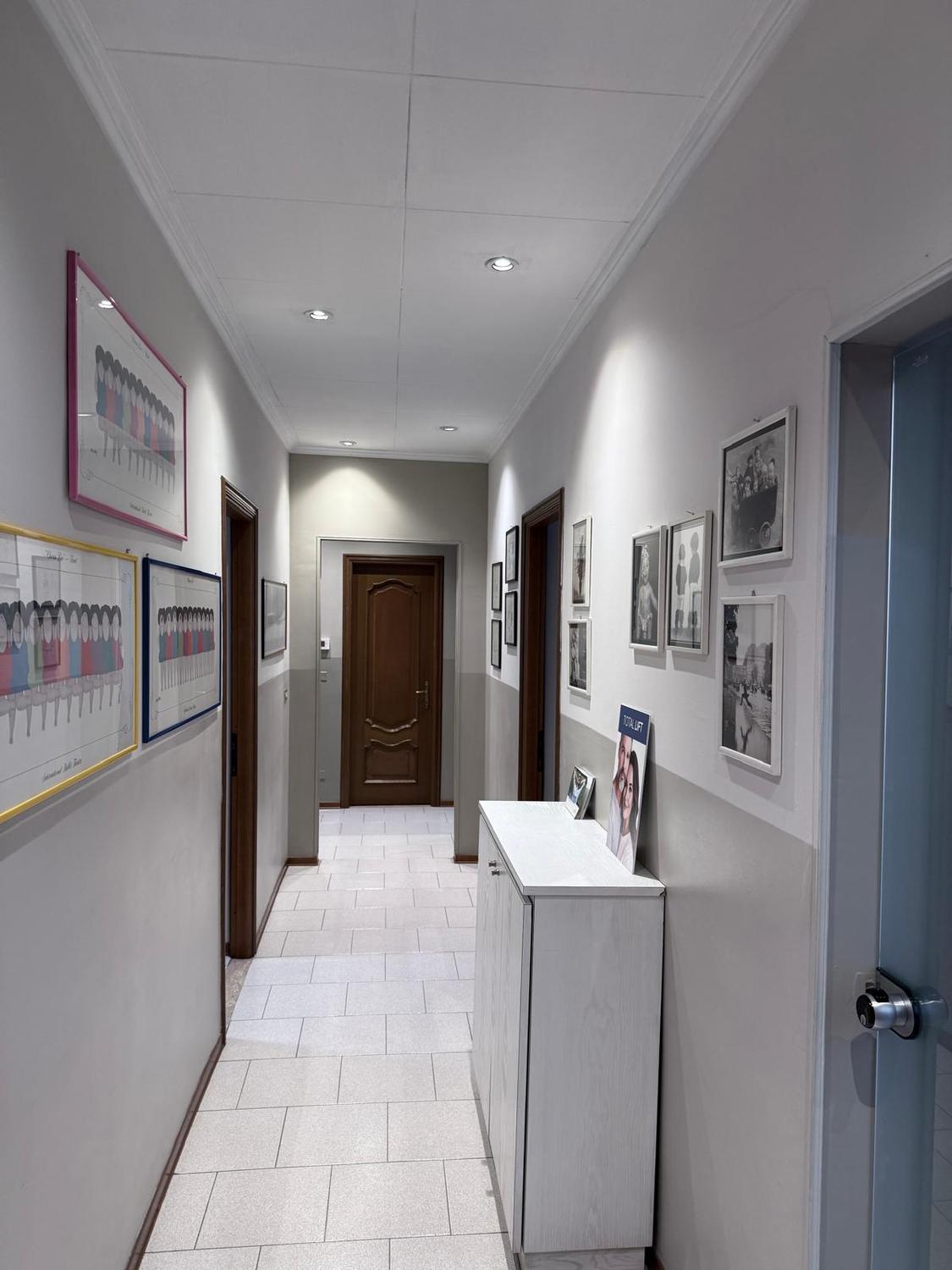 Azienda in vendita: Studio dentistico avviato a Canelli (AT) – cessione attività a Italia - Studi Medici e Poliambulatori - Immagine foto 3