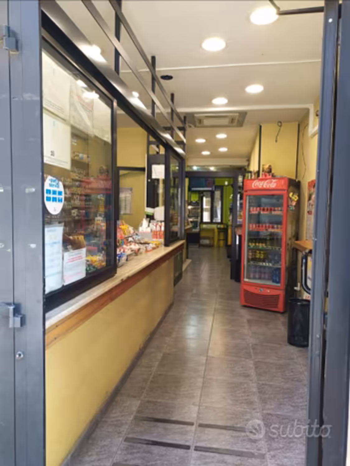 Azienda in vendita: Cedesi Licenza Tabacchi e Giochi a Italia - Tabaccherie - Immagine principale