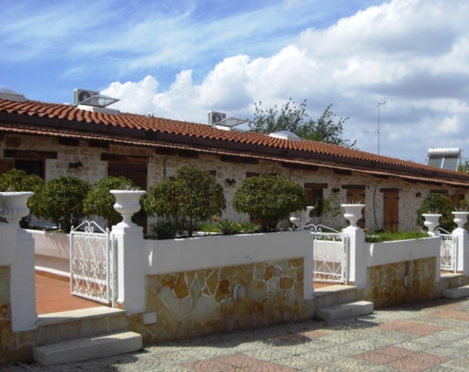 Azienda in vendita: Residence Turistico Alberghiero nella campagna pugliese a Italia - Hotel - Immagine foto 2