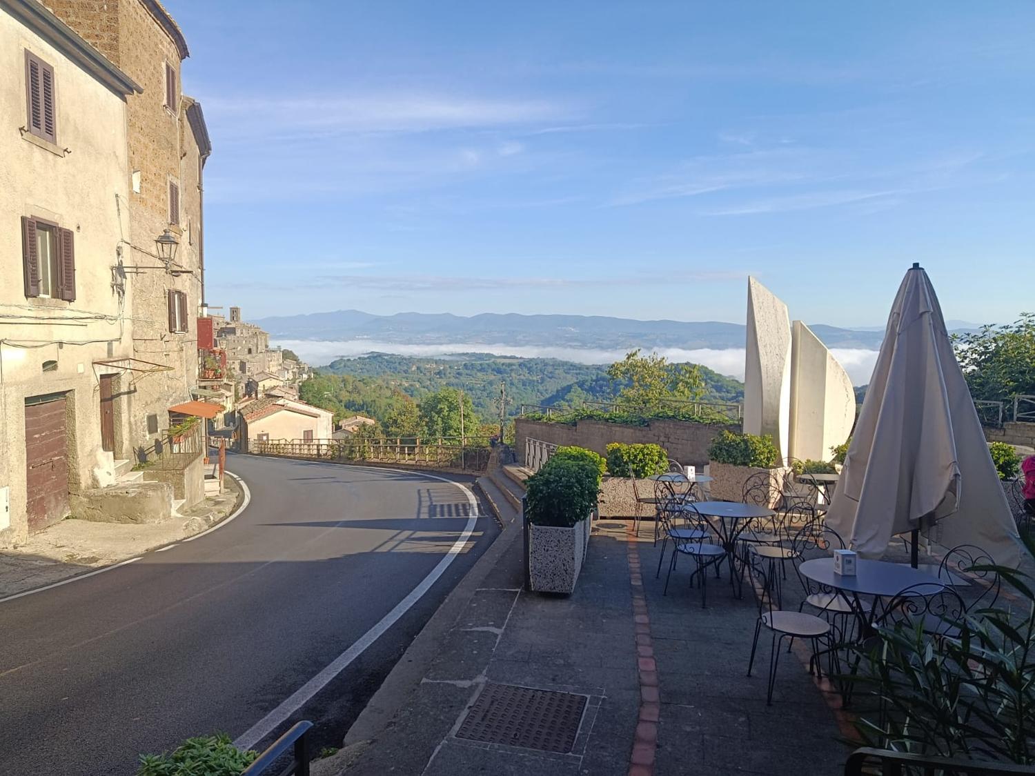 Azienda in vendita: BAR GELATERIA a Italia - Bar - Immagine foto 4