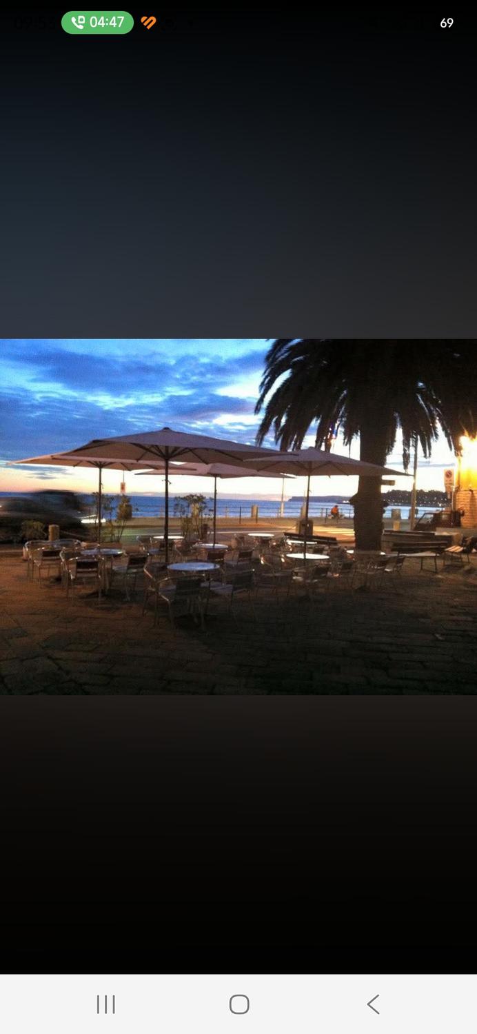 Entreprise à vendre : Bar sur une petite place face à la mer à Italie - Bars - Image principale
